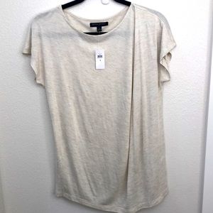 ✨ 4/$25 NWT - Banana Republic Woman’s Tee Size S